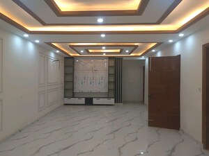 3 BHK Builder Floor For Rent in Green Fields Colony