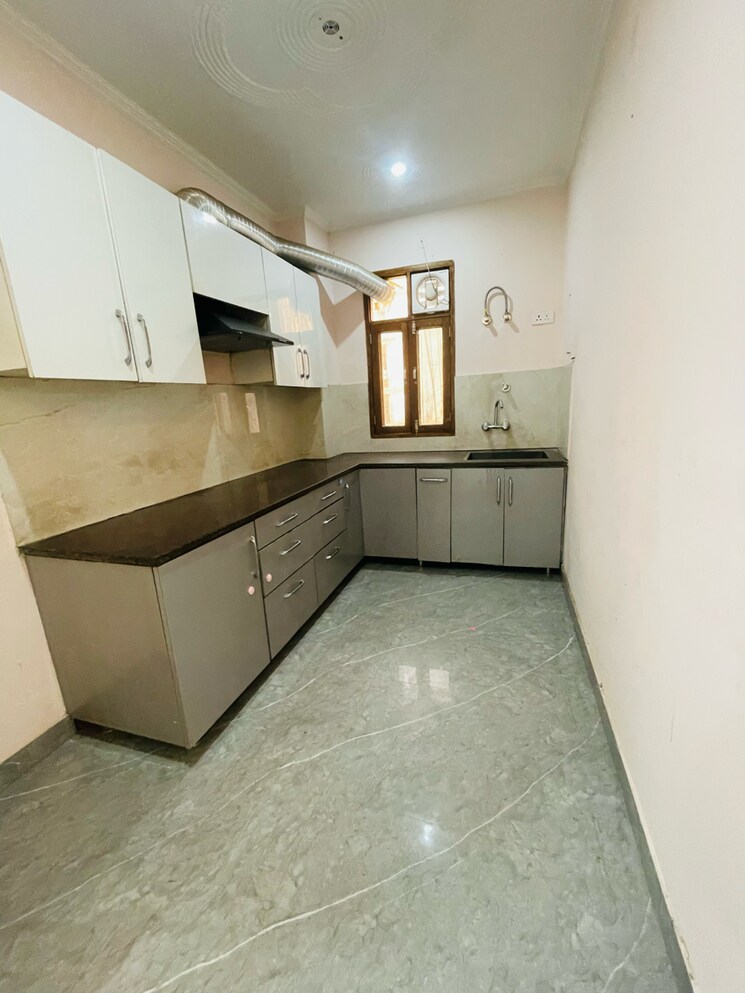 Kitchen, shri-balaji-apartments-gurgaon 3 Bedroom 1850 Sq.Ft. Builder Floor In Dharam Colony Gurgaon 9590524