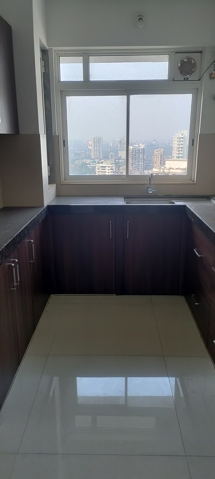 Kitchen, lodha-venezia 3 Bedroom 1700 Sq.Ft. Apartment In Parel Mumbai 9590560