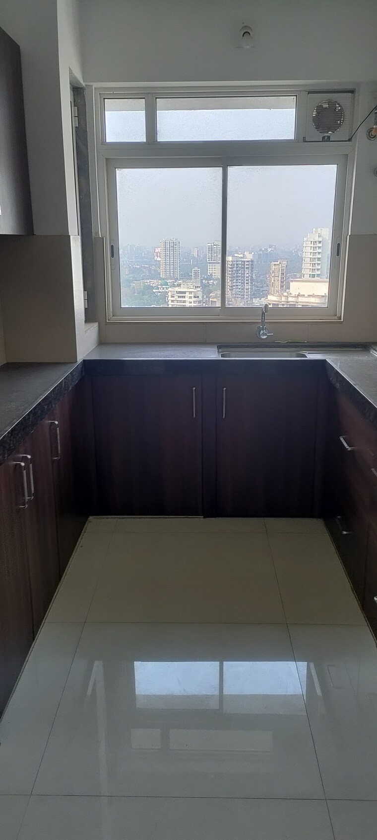 Kitchen, lodha-venezia 3 Bedroom 1700 Sq.Ft. Apartment In Parel Mumbai 9590560