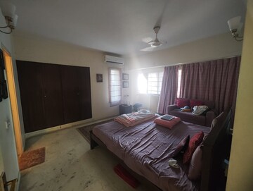 Bedroom in 3 BHK Apartment at Prabhu Kunj Indiranagar, Indiranagar – for Rent