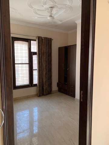 Room in 2 BHK Builder Floor at Balaji Apartments Palam Vihar, Palam Vihar Extension – for Rent