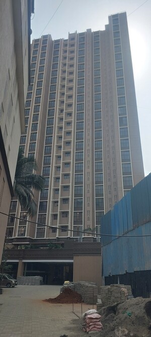 3 BHK Apartment For Rent in Je and Vee Madhuban, Malad East