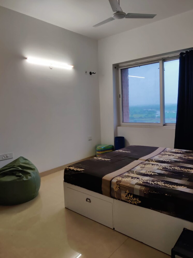 Room, gomti nagar Pg For Boys & Girls In Gomti Nagar 9590648