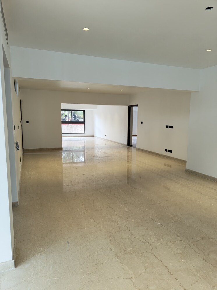 Room, keshwell-apartment 3 Bedroom 2700 Sq.Ft. Apartment In Lavelle Road Bangalore 9590660