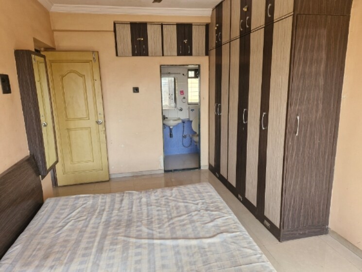 Room, dahisar east 2 Bedroom 700 Sq.Ft. Apartment In Dahisar East Mumbai 9590705