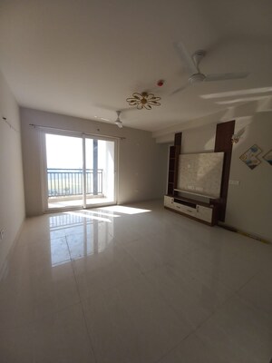 3 BHK Apartment For Rent in Eldeco Live By The Greens, Sector 150