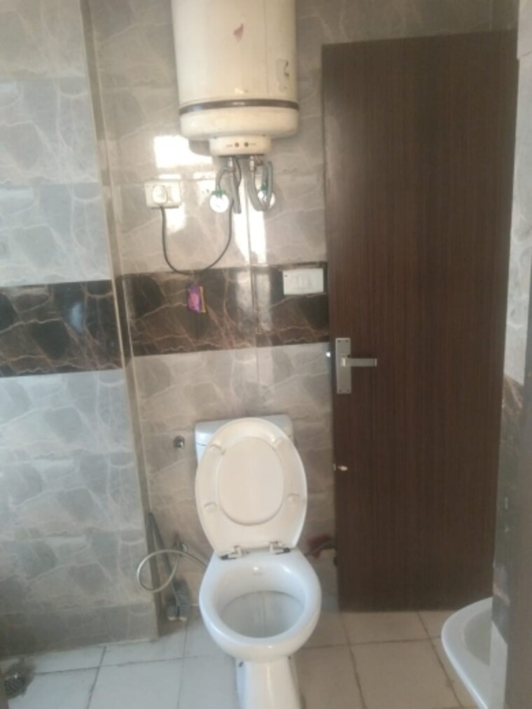 Bathroom, supertech-ecovillage-ii 2 Bedroom 1106 Sq.Ft. Apartment In Sector 16b Greater Noida Greater Noida 9590700