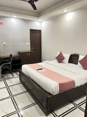 6+ BHK Independent House For Sale in SK The Grand City, Jewar