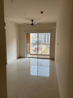 Room in 2 BHK Apartment at Godrej Green Cove, Mahalunge – for Rent