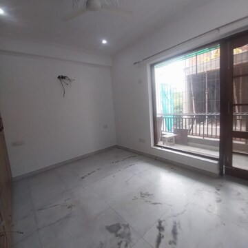 Room in 3 BHK Builder Floor at Sector 57 – for Sale