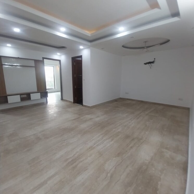 Room, sector 57 3 Bedroom 263 Sq.Yd. Builder Floor In Sector 57 Gurgaon 9590756