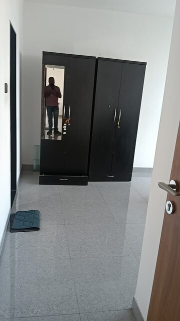 Furnished Amenities in 2 BHK Apartment at Vascon Forest Edge, Kharadi – for Rent