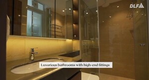Bathroom in 3 BHK Apartment at DLF Independent Floors, Dlf City Phase 3 – for Sale