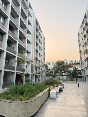 4 BHK Apartment For Rent in Navrangpura