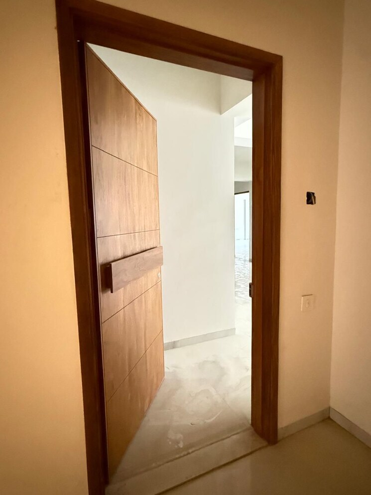 Room, navrangpura 4 Bedroom 2865 Sq.Ft. Apartment In Navrangpura Ahmedabad 9590932