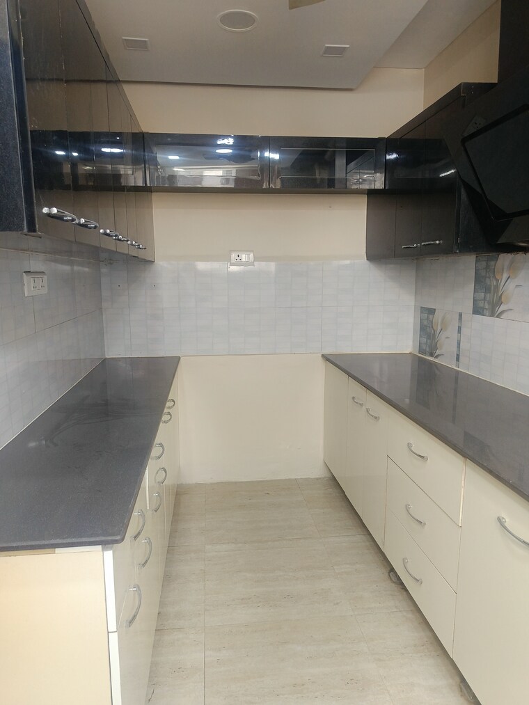 Kitchen, mariners-home 3 Bedroom 2200 Sq.Ft. Builder Floor In Sector 56 Gurgaon 9590933