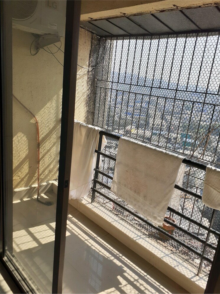 Balcony, hubtown-akruti-orchid-park 2 Bedroom 700 Sq.Ft. Apartment In Sakinaka Mumbai 9590950