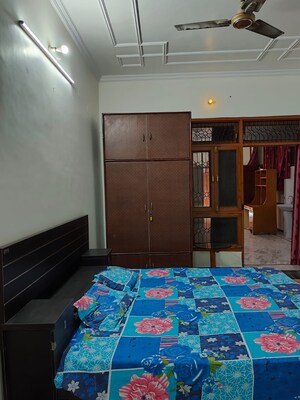 Room in  Pg at Gomti Nagar – for Rent
