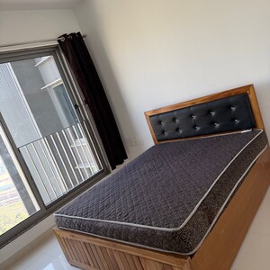  Pg For Rent in Sunteck City Avenue 4, Somani Gram