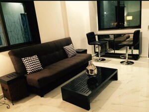 1 BHK Apartment For Rent in Vishamber Niwas CHS, Khar West
