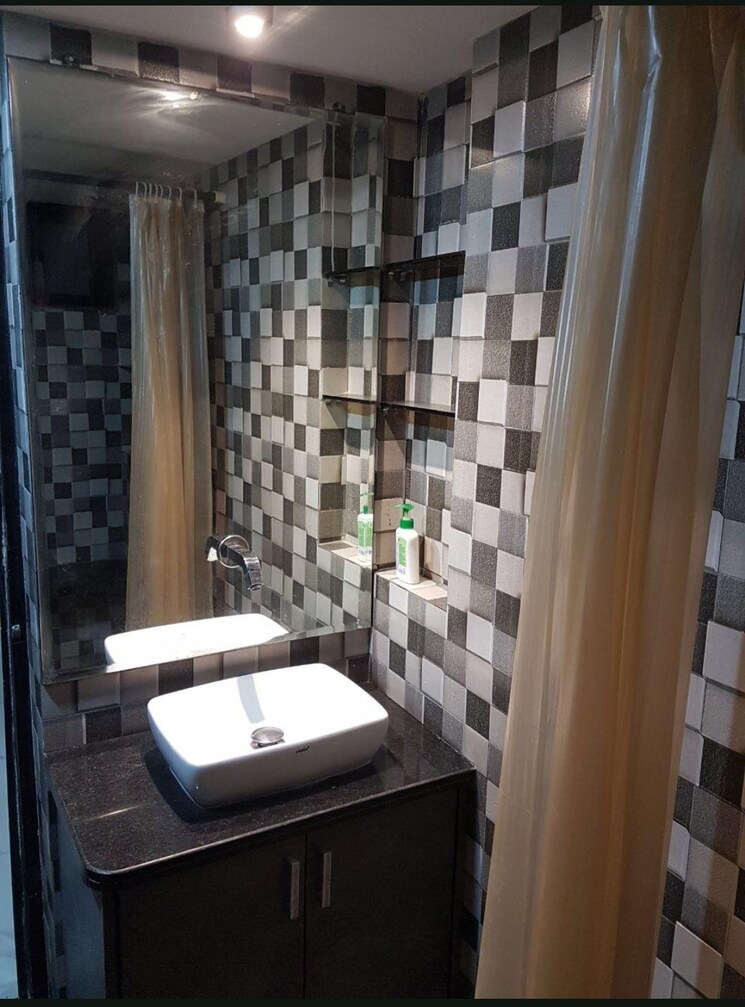 Bathroom, vishamber-niwas-chs 1 Bedroom 500 Sq.Ft. Apartment In Khar West Mumbai 9590991