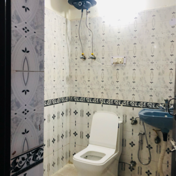 Bathroom in 2 BHK Villa at Sector 21 – for Rent