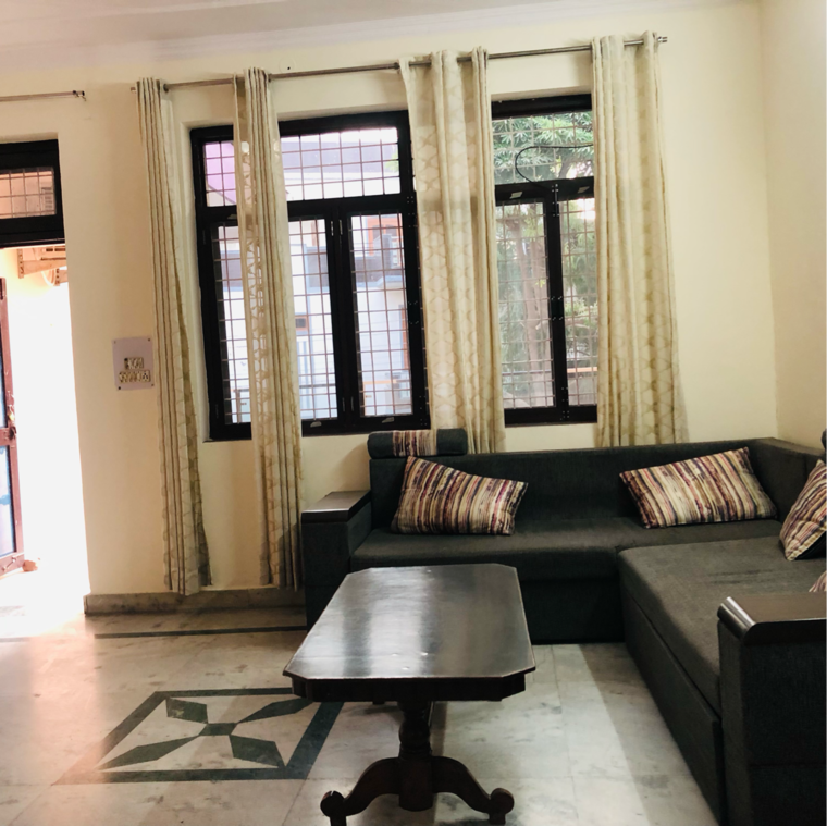 Living Room, sector 21 2 Bedroom 1200 Sq.Ft. Villa In Sector 21 Gurgaon 9591040