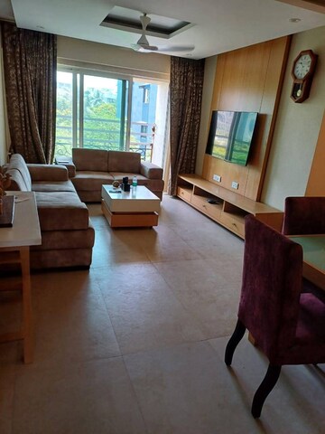 2 BHK Penthouse For Rent in Mount Mary