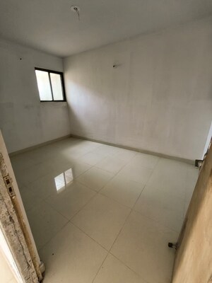 Room in 3 BHK Apartment at Gutuwa – for Sale