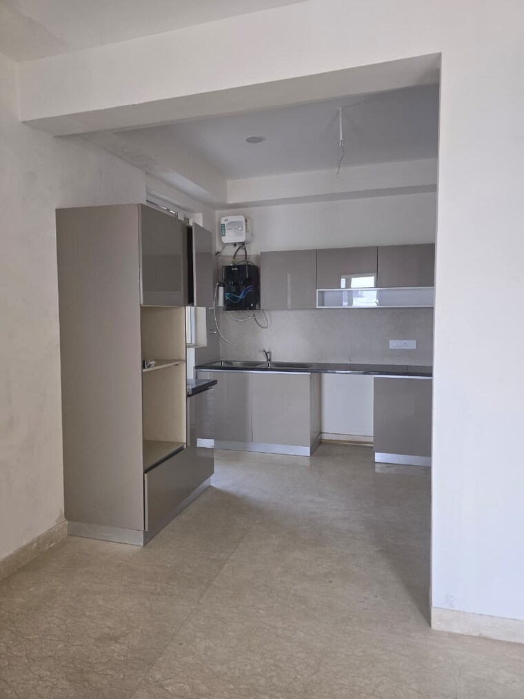 Kitchen/pantry, maya-green-lotus-utsav 3 Bedroom 2100 Sq.Ft. Apartment In International Airport Road Zirakpur 9591043