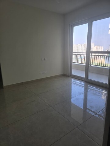 Room in 3 BHK Apartment at Maya Green Lotus Utsav, International Airport Road – for Sale