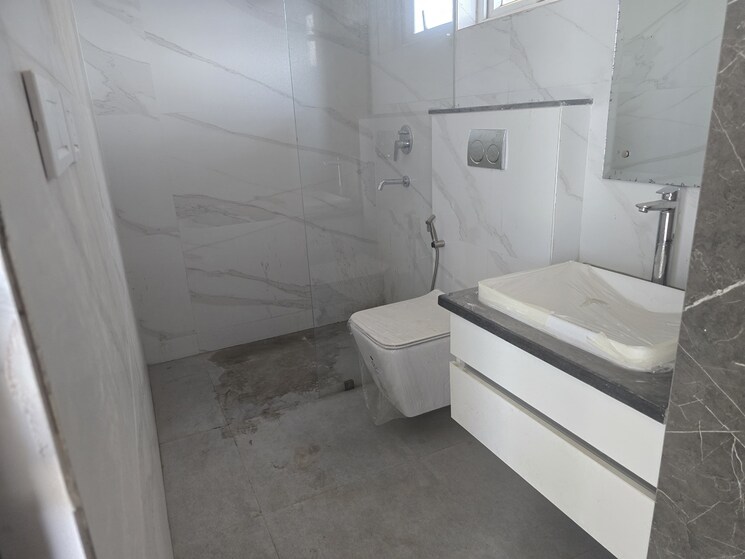 Bathroom, maya-green-lotus-utsav 3 Bedroom 2100 Sq.Ft. Apartment In International Airport Road Zirakpur 9591043