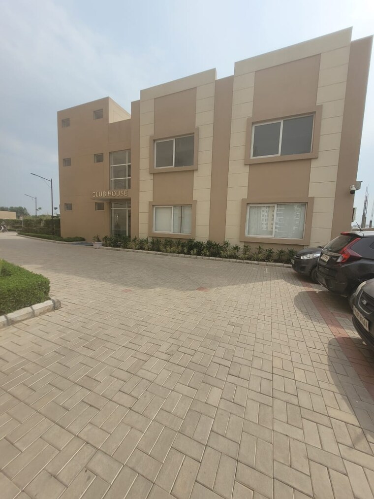 Exterior View, sushma-joynest-zrk 3 Bedroom 1350 Sq.Ft. Apartment In Ghazipur Zirakpur 9591058