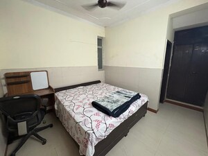 Bedroom in 2 BHK Builder Floor at Palam Vihar – for Rent