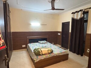 Bedroom in 2 BHK Builder Floor at Palam Vihar – for Rent