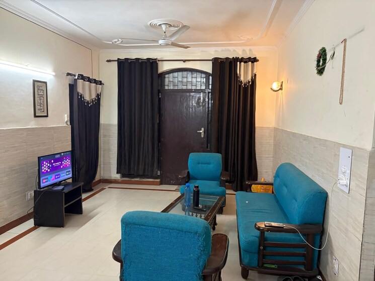 Living Room, palam vihar 2 Bedroom 1200 Sq.Ft. Builder Floor In Palam Vihar Gurgaon 9591159