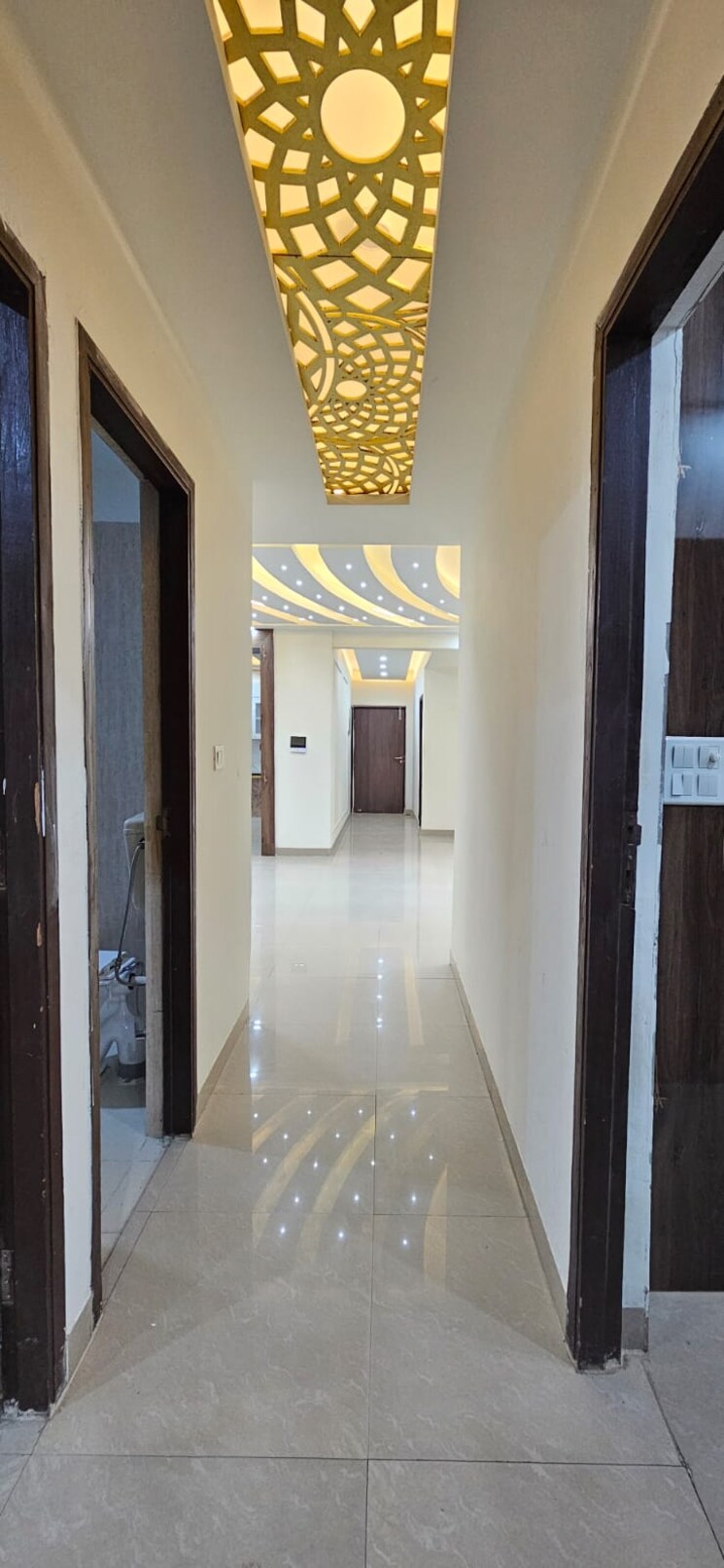 undefined, kalkaji 3 Bedroom 1600 Sq.Ft. Apartment In Kalkaji Delhi 9591053