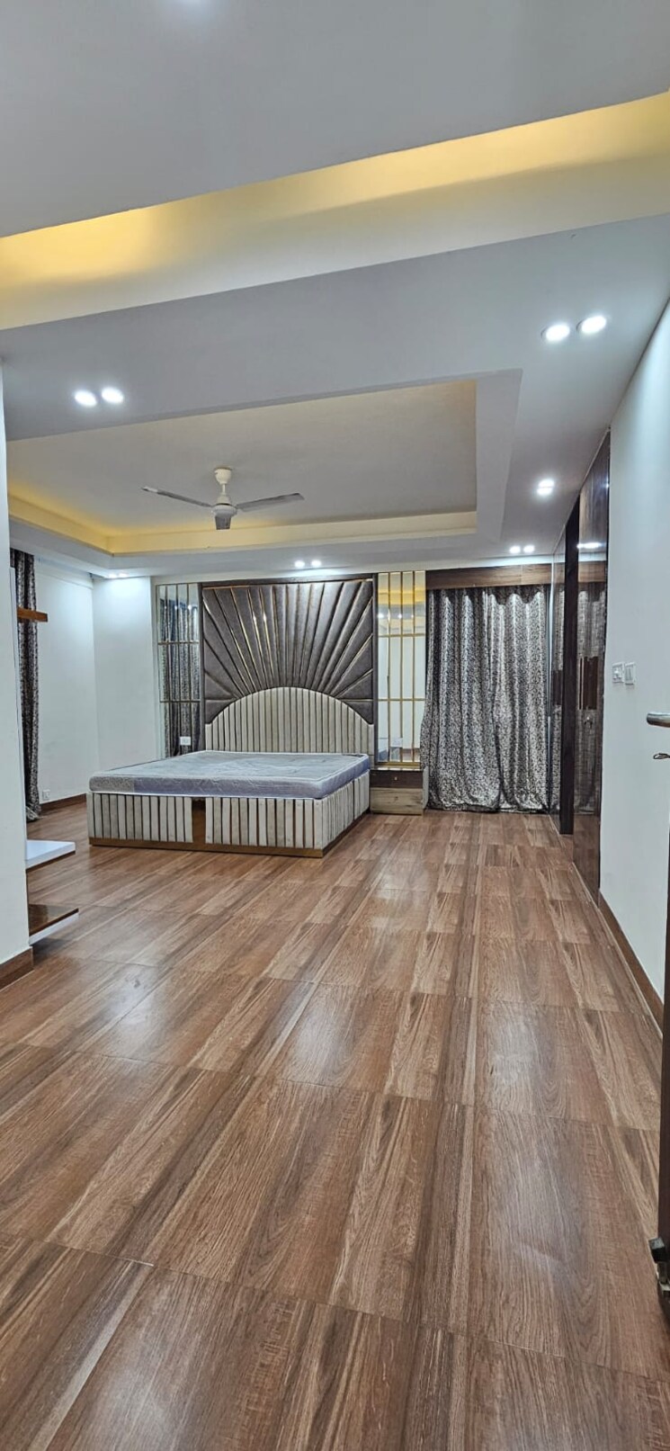 Master Bedroom, kalkaji 3 Bedroom 1600 Sq.Ft. Apartment In Kalkaji Delhi 9591053