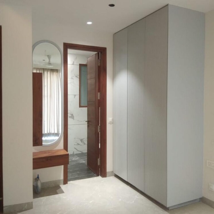 Room, sector 6 4 Bedroom 350 Sq.Yd. Builder Floor In Sector 6 Panchkula 9591143