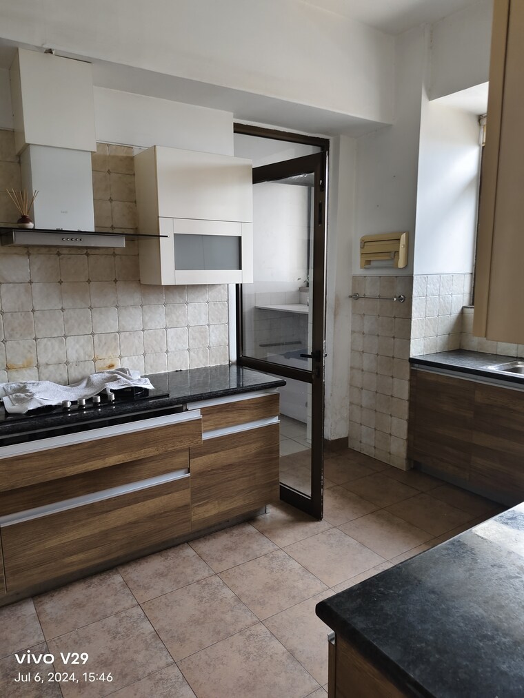 Kitchen, pioneer-araya 4 Bedroom 4479 Sq.Ft. Apartment In Sector 62 Gurgaon 9591174