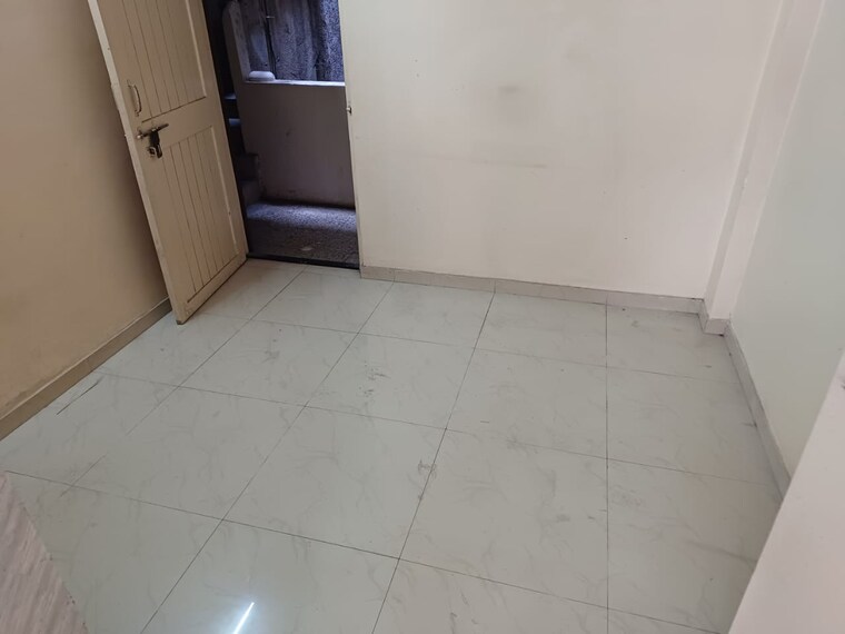 Room, somwar peth 1 Bedroom 600 Sq.Ft. Builder Floor In Somwar Peth Pune 9591146
