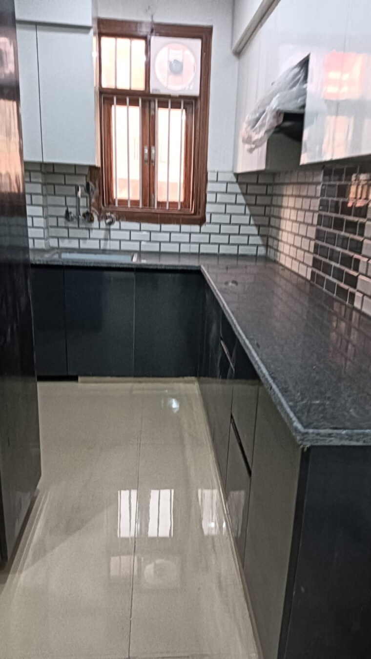 Kitchen, kakrola 4 Bedroom 1300 Sq.Ft. Builder Floor In Kakrola Delhi 9591166