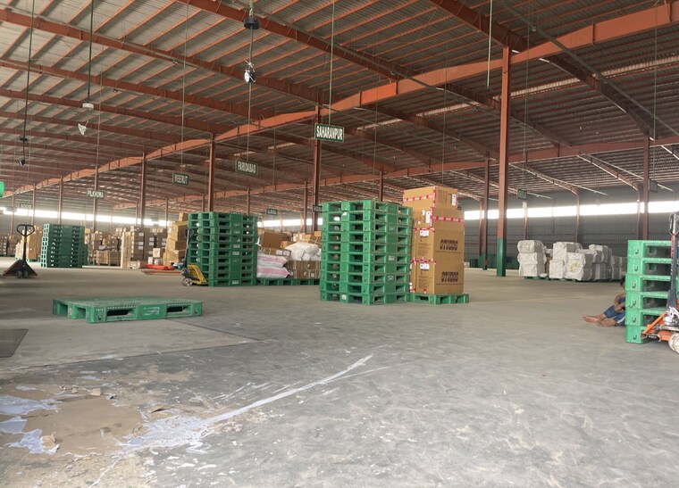  Parking, tatisilwai Commercial Warehouse 100000 Sq.Ft. In Tatisilwai Ranchi 9591188