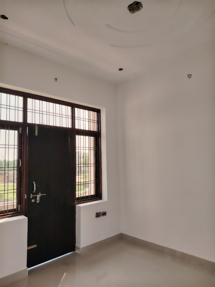 Room, sitapur road 2 Bedroom 555 Sq.Ft. Independent House In Sitapur Road Lucknow 9591183