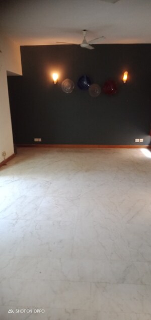  2.5 BHK Apartment at DDA Rosewood Apartments, Vasant Kunj – for Sale