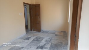 Room in 2 BHK Apartment at Pushkar Apartment, Kasba – for Rent