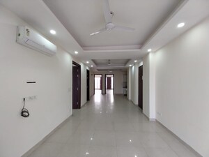 4 BHK Builder Floor For Rent in Sector 45
