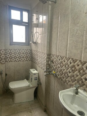 Bathroom in 1 BHK Builder Floor at Saket – for Rent