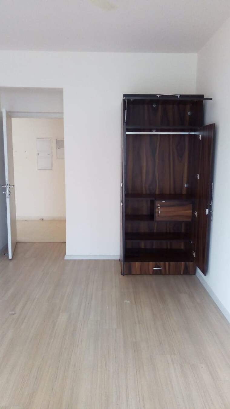 Room, dlf-the-skycourt 3 Bedroom 1941 Sq.Ft. Apartment In Sector 86 Gurgaon 9591448